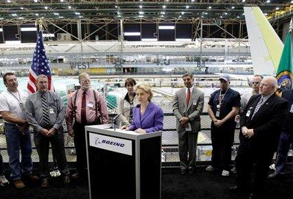 Washington Gov. Chris Gregoire at Boeing making the announcement
